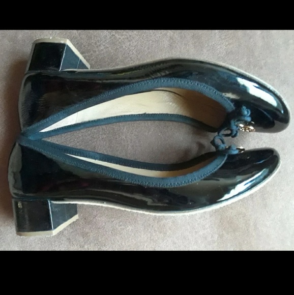 Tory Burch flats - Picture 3 of 3